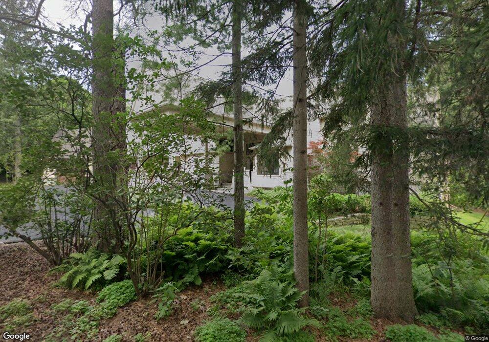 3300 Wellington Ct, West Bloomfield, MI 48324 - photo 1