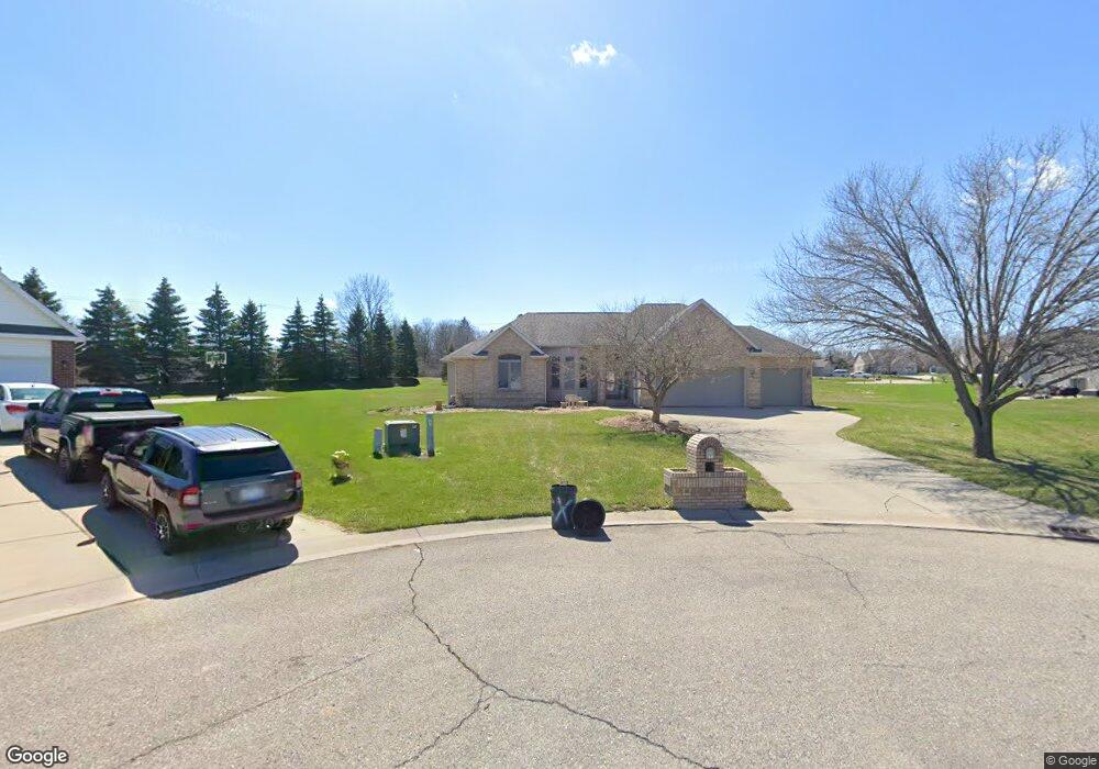 5421 Bright Creek Ct unit 7, Flint, MI 48532 - photo 1