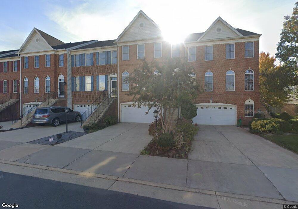 22555 Welborne Manor Square, Ashburn, VA 20148 - photo 1
