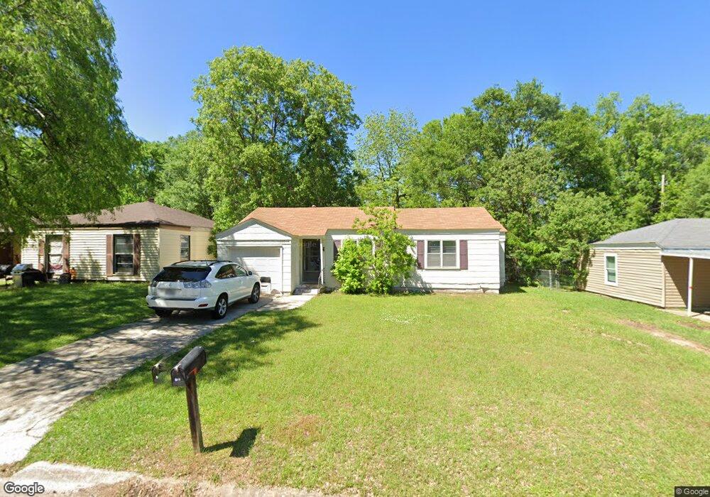 817 Manila Dr, Wake Village, TX 75501 - photo 1