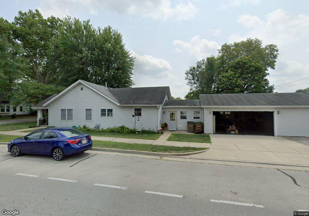 10 S Brooks St, Columbus, IN 47201 - photo 1