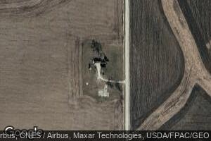 13743 S Ave, Sumner, IA 50674