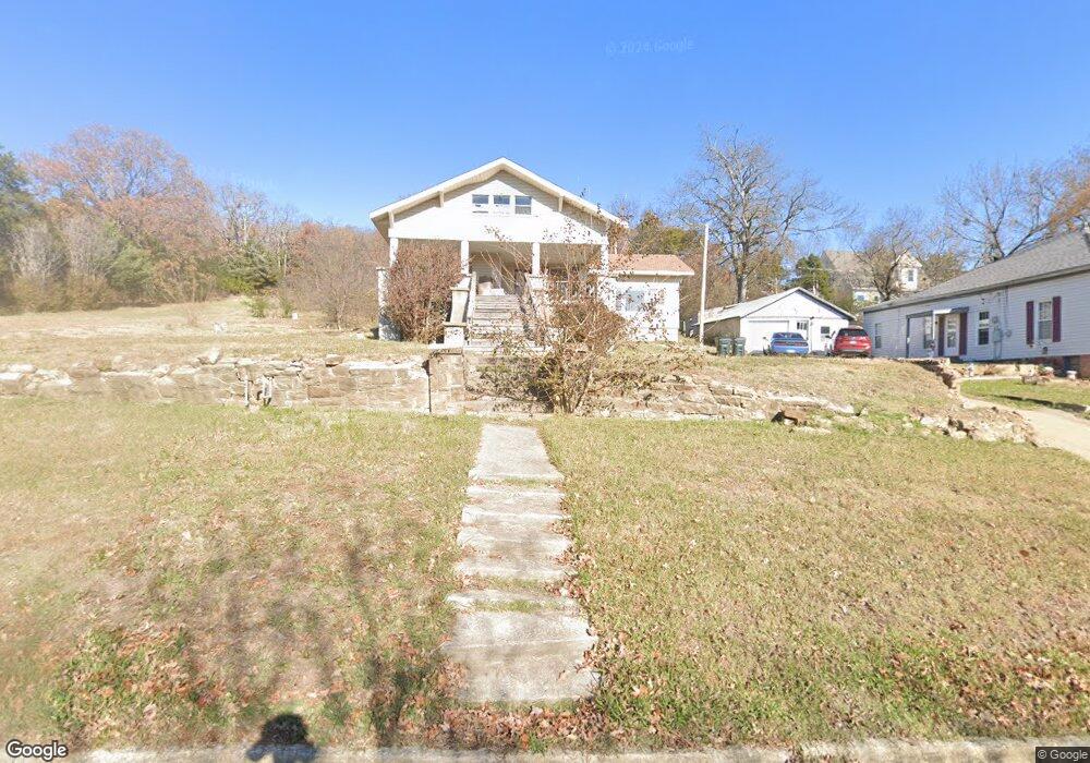 312 W Merrick St, Henryetta, OK 74437 - photo 1