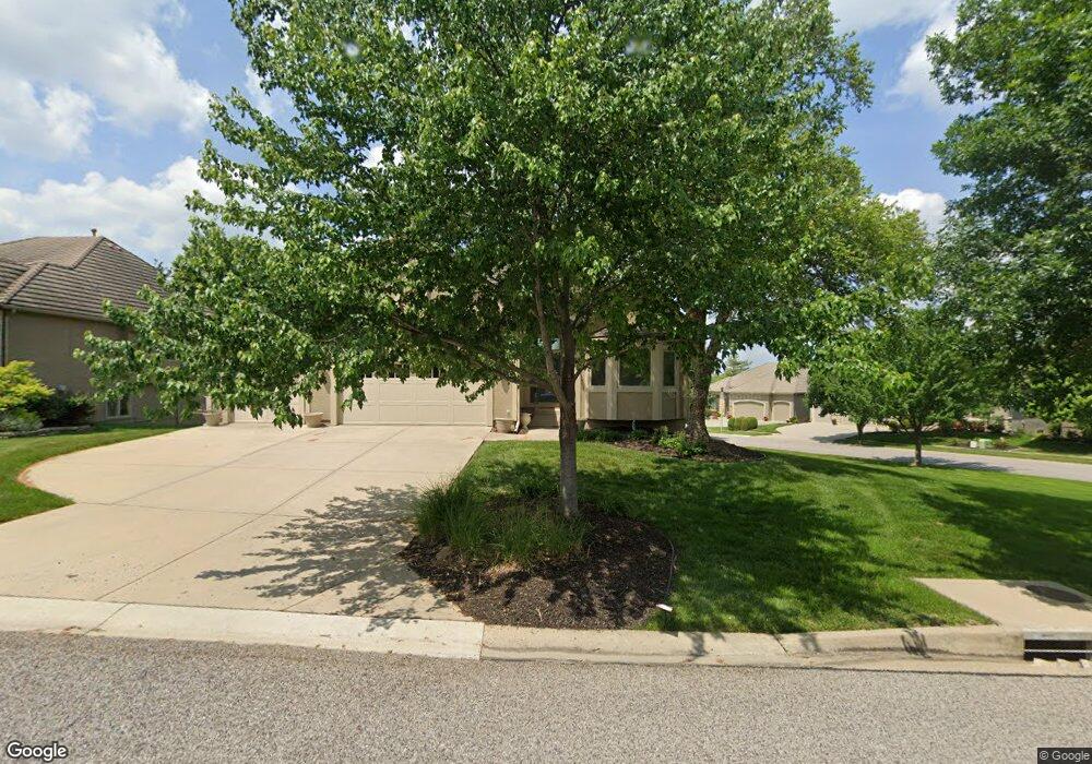 9904 Fountain Cir, Lenexa, KS 66220 - photo 1
