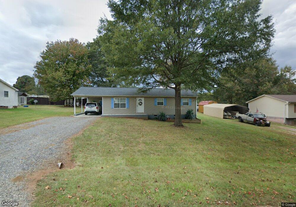 129 Brookhollow Dr, Statesville, NC 28625 - photo 1