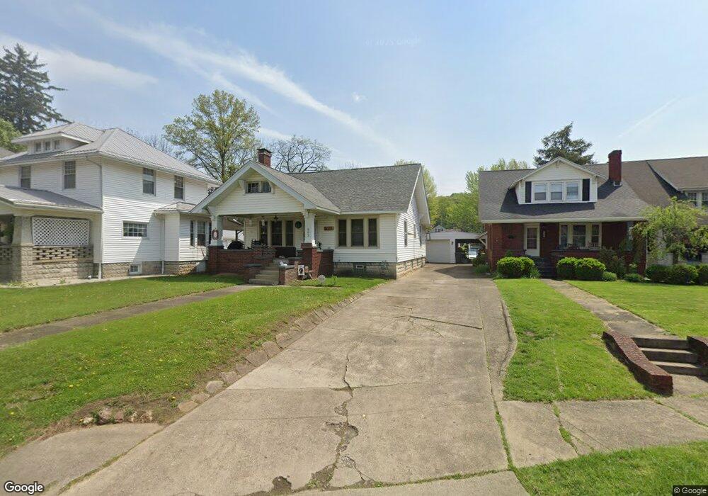 962 Cambridge Rd, Coshocton, OH 43812 - photo 1