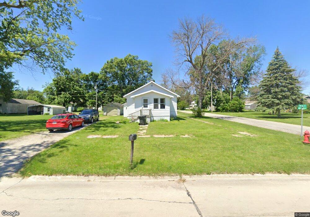 702 2nd St SE, Clarion, IA 50525 - photo 1