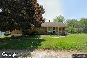 221 Rosewood Rd, Medway, OH 45341