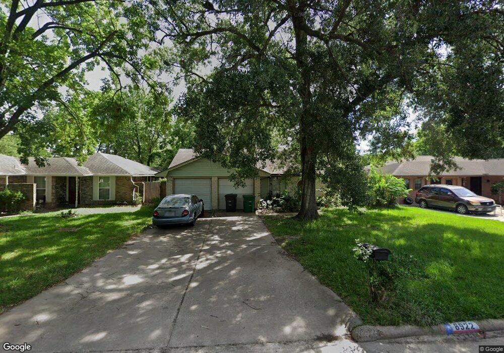 8922 Gauguin Dr, Houston, TX 77088 - photo 1