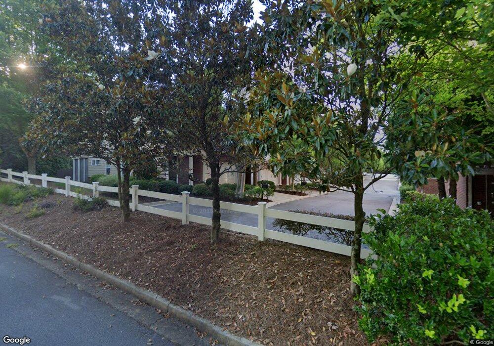 7102 Lowery Oak Dr, Roswell, GA 30075 - photo 1