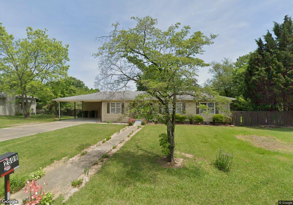 2509 5th St NE, Center Point, AL 35215 - photo 1