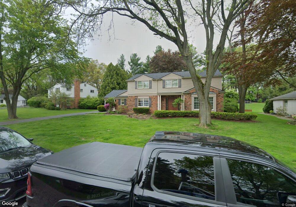 1180 Hill Line Trail, Bloomfield Hills, MI 48301 - photo 1