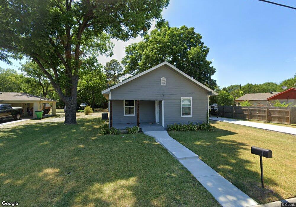 809 S Wine St, Gainesville, TX 76240 - photo 1