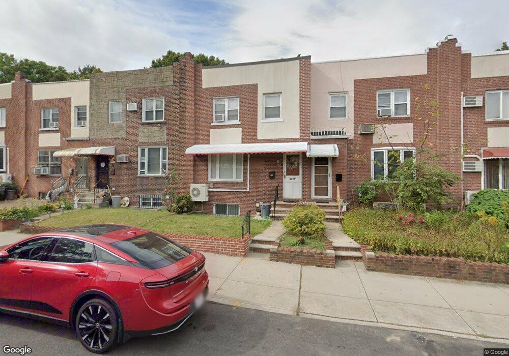 52-18 79th St, Flushing, NY 11373 - photo 1