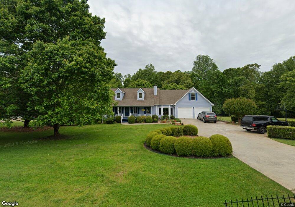 427 Chandler Heights Cir, Alto, GA 30510 - photo 1