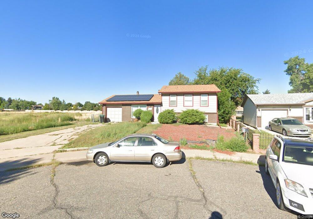 1005 Mobile St, Aurora, CO 80011 - photo 1