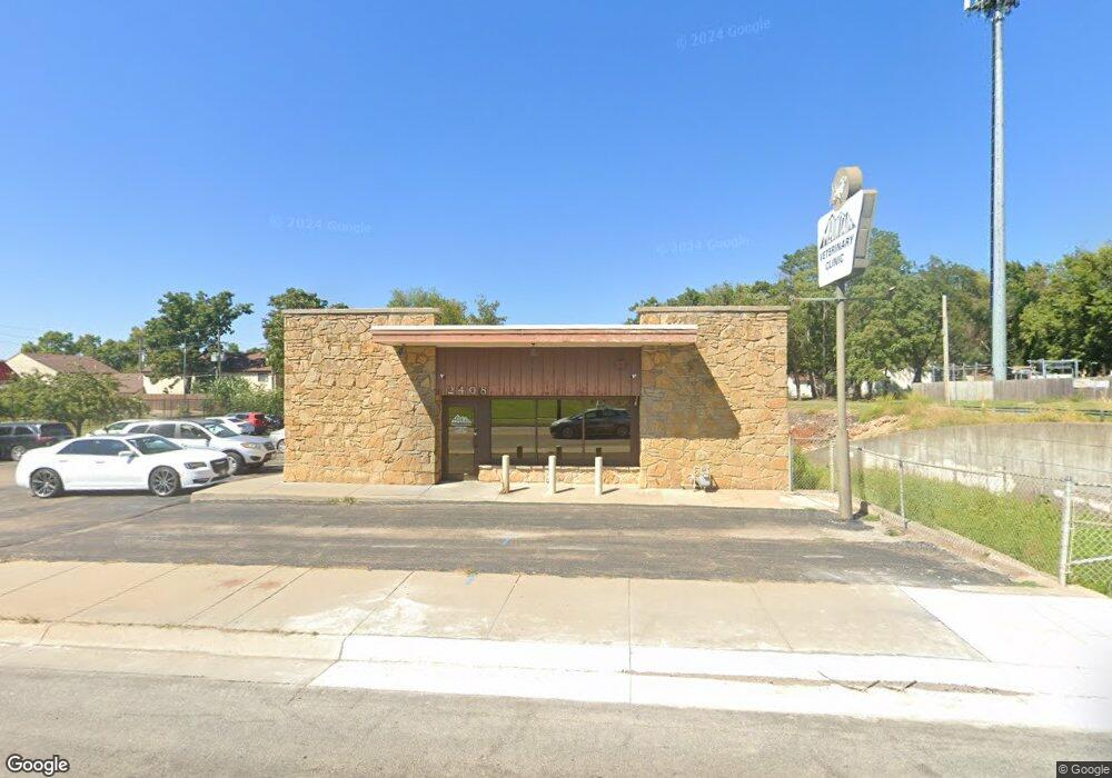 2408 SW 6th Ave, Topeka, KS 66606 - photo 1