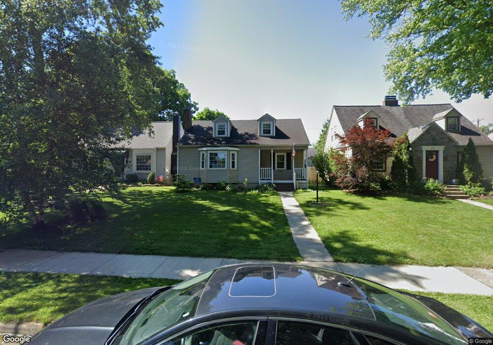 133 E Royal Forest Blvd, Columbus, OH 43214 - photo 1