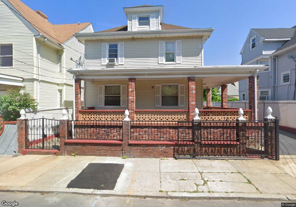 21 Redwing St, Providence, RI 02907 - photo 1