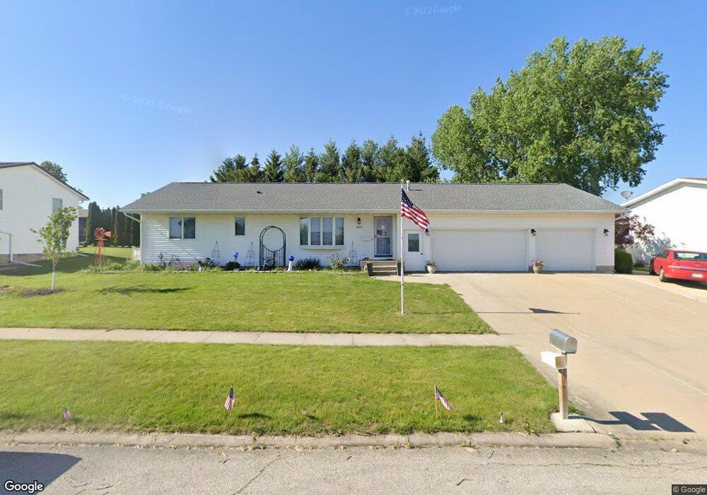 4022 Jodi Dr, Waterloo, IA 50701 - photo 1