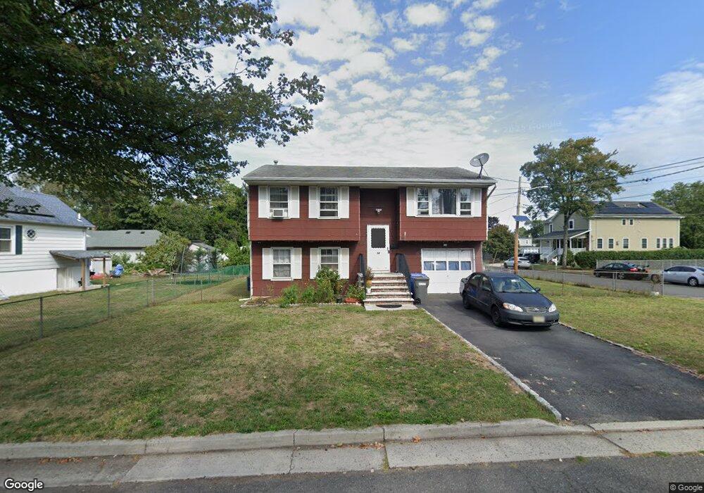 54 Tabb Ave, Piscataway, NJ 08854 - photo 1