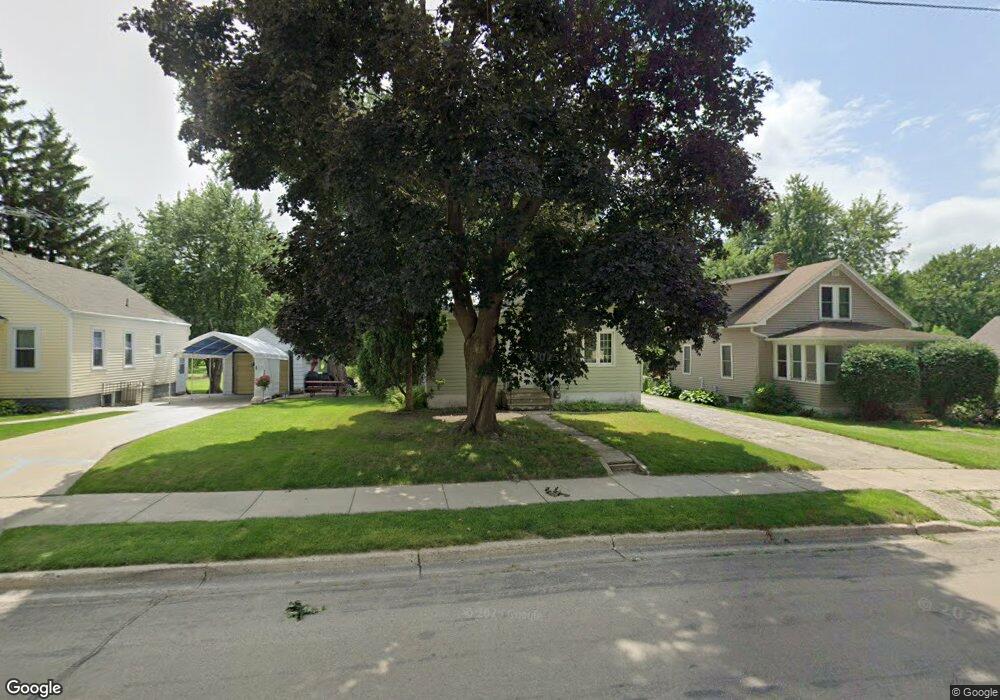 706 E Hawthorne St, Albert Lea, MN 56007 - photo 1