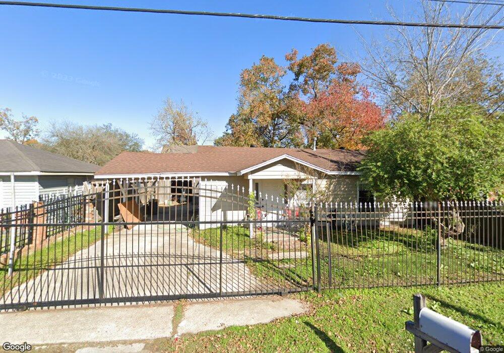 1929 Norlinda St, Houston, TX 77093 - photo 1