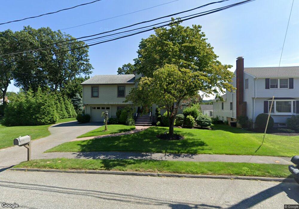 12 Whispering Hill Rd, Woburn, MA 01801 - photo 1