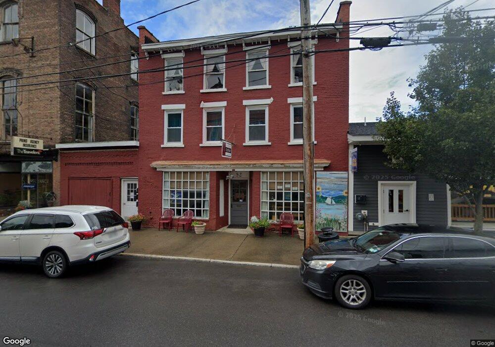 52 N Main St, Castleton On Hudson, NY 12033 - photo 1