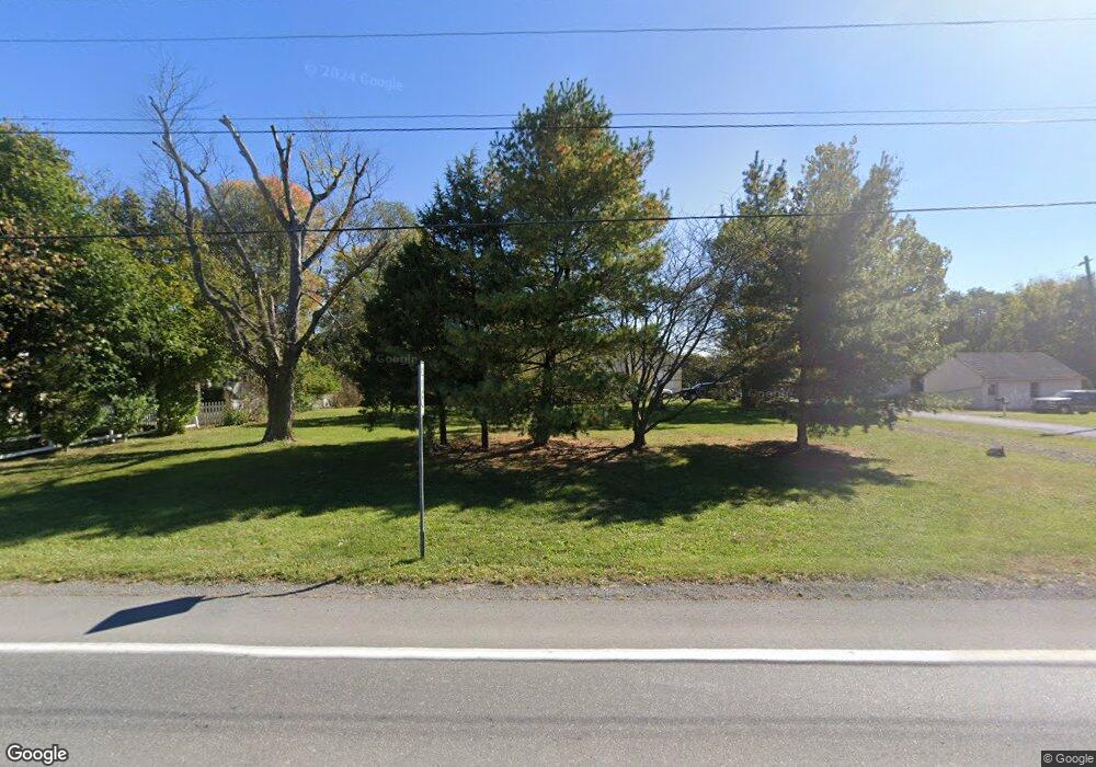 10123 Winchester Ave, Bunker Hill, WV 25413 - photo 1