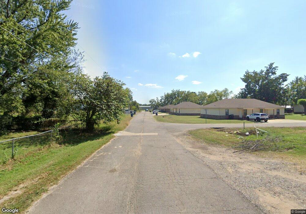 200 N Ash St, Muldrow, OK 74948 - photo 1