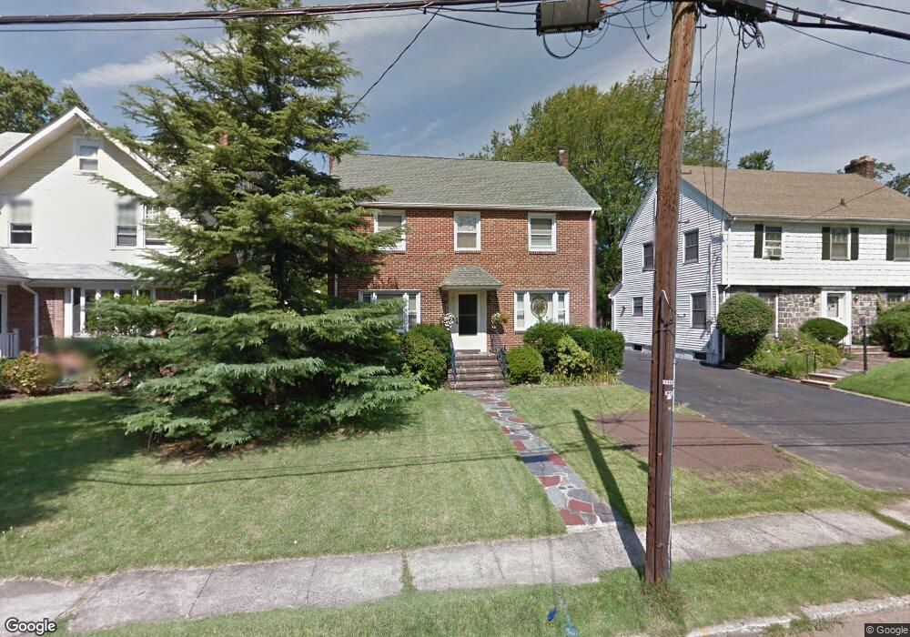 17 Warren Rd, Maplewood, NJ 07040 - photo 1