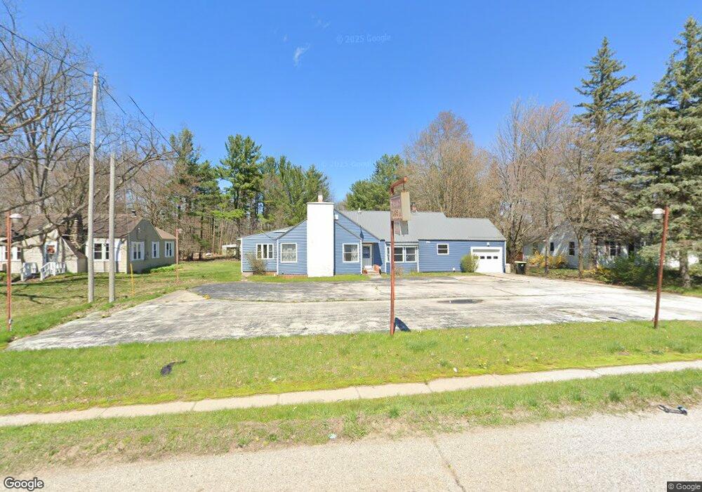 4616 Isabella St, Midland, MI 48640 - photo 1