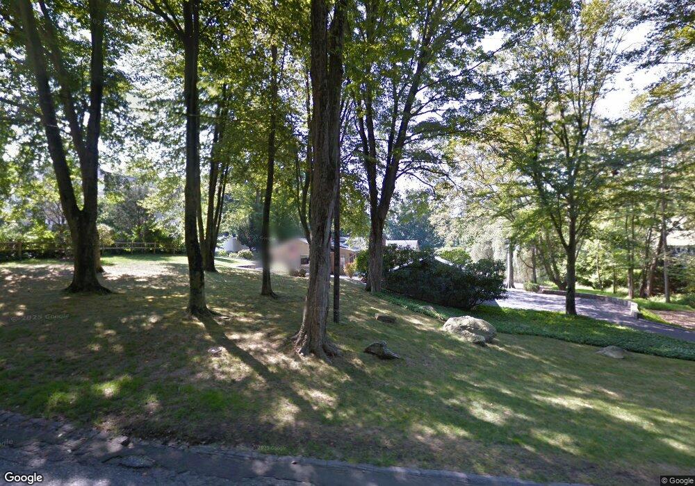 7 Montgomery Ln, Greenwich, CT 06830 - photo 1