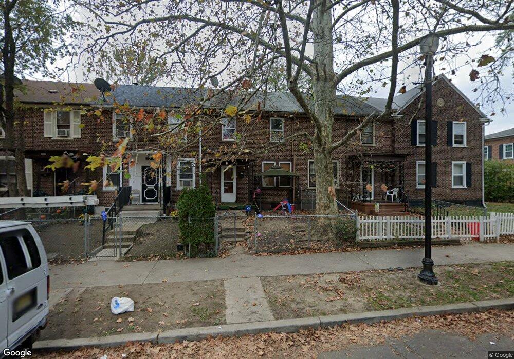 2855 Yorkship Rd, Camden, NJ 08104 - photo 1