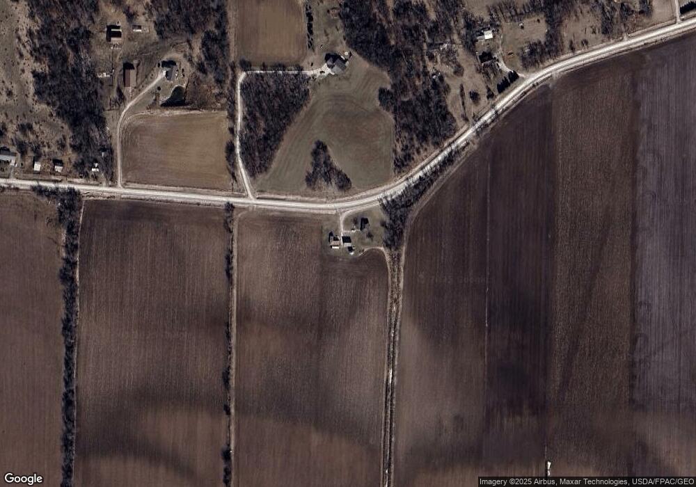 3338 57th Street Ln, Center Point, IA 52213 - photo 1