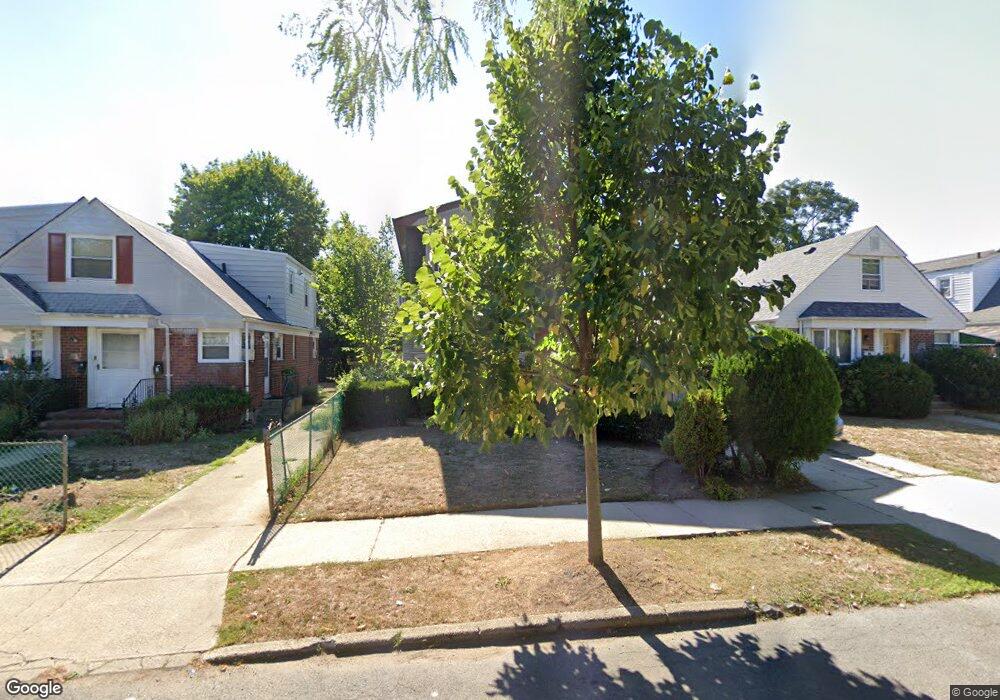 7724 252nd St, Bellerose, NY 11426 - photo 1