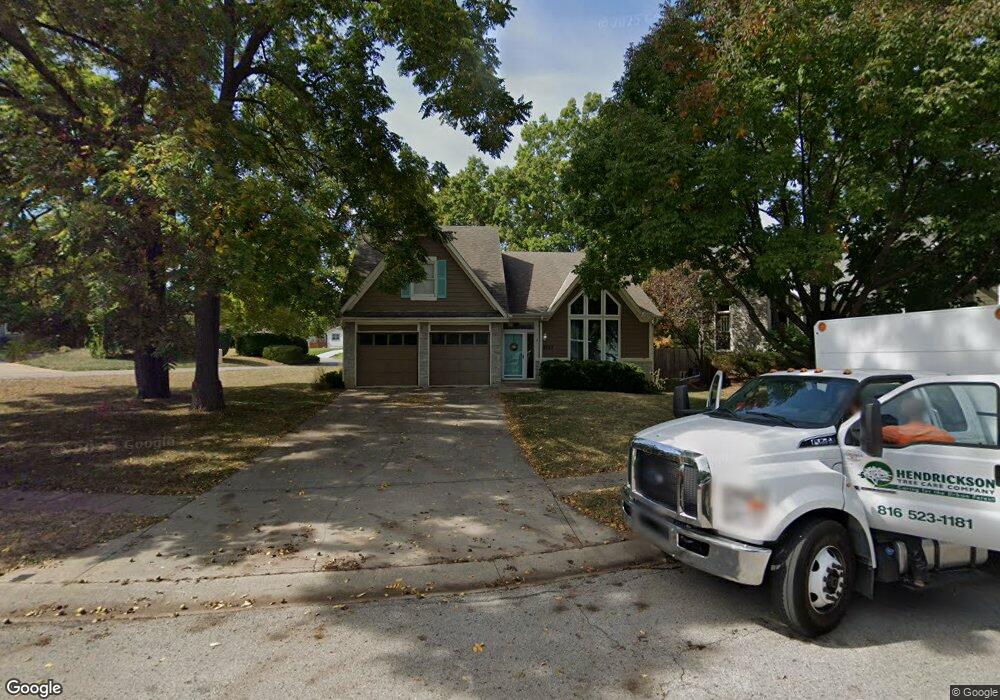 6922 Reeder Ct, Shawnee, KS 66203 - photo 1