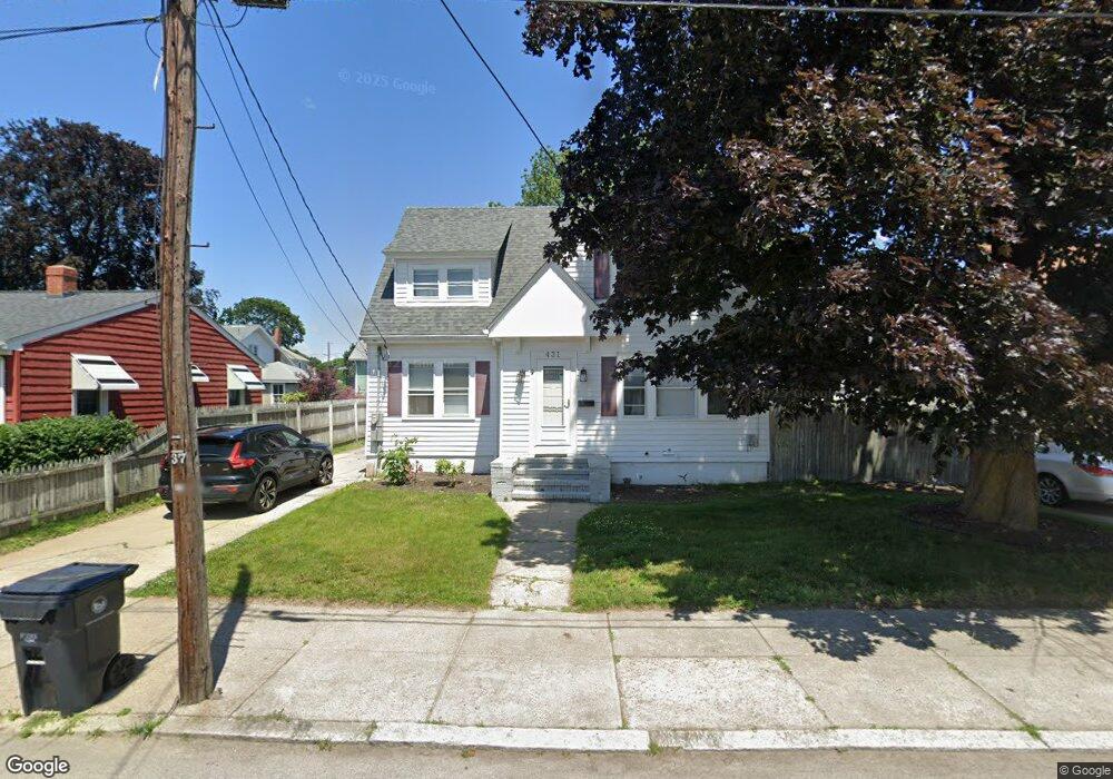 431 Grotto Ave, Pawtucket, RI 02860 - photo 1