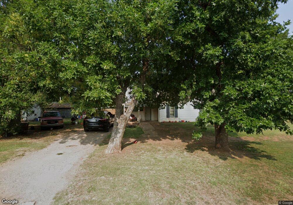 521 E Vilas Ave, Guthrie, OK 73044 - photo 1