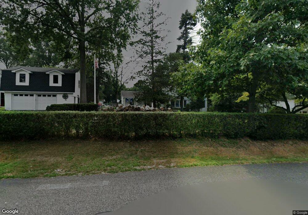 208 Midwood Rd, Paramus, NJ 07652 - photo 1