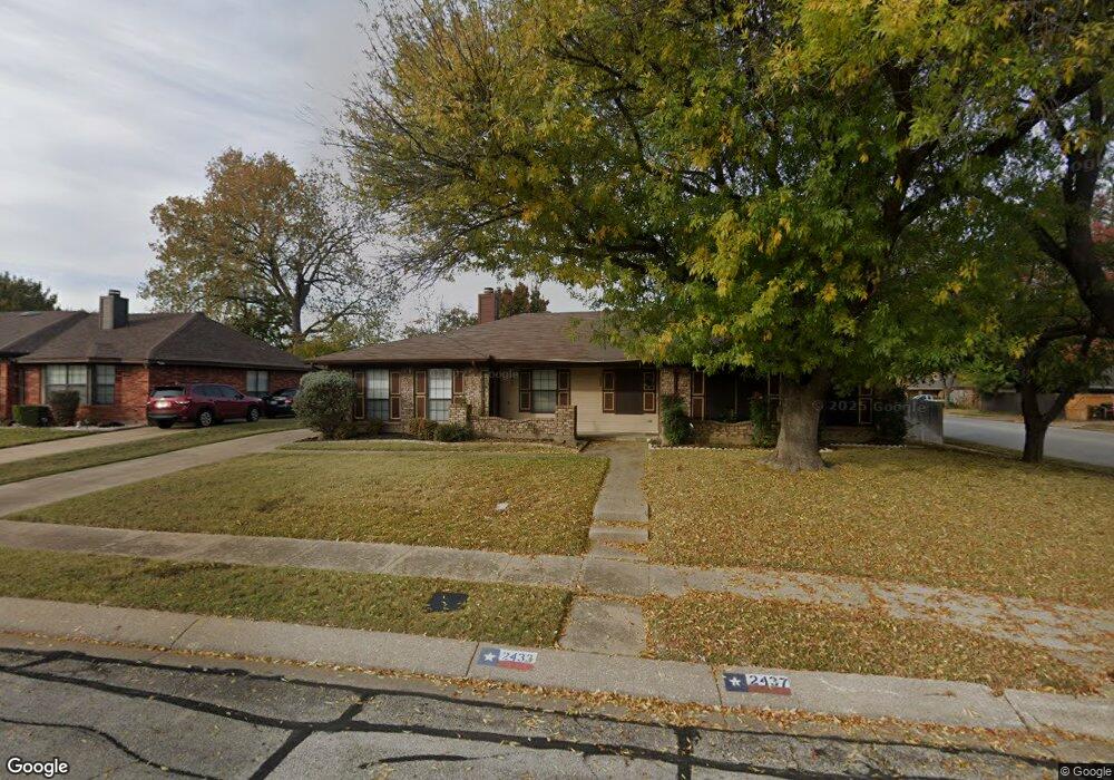 2433 Aquaduct Dr, Bedford, TX 76022 - photo 1