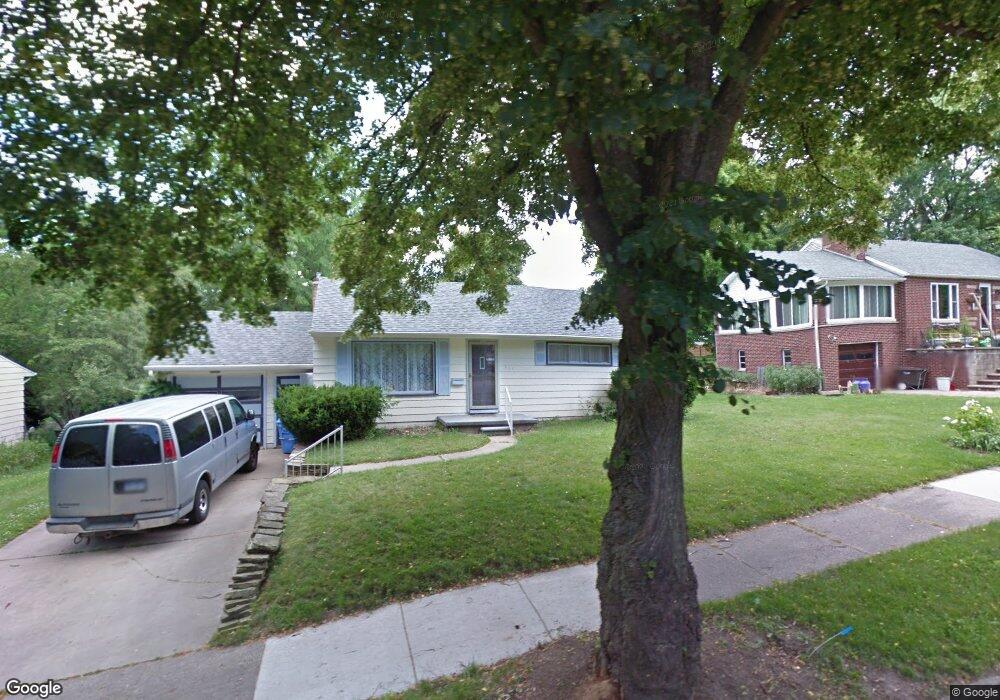 621 Glendale Ave, Lansing, MI 48910 - photo 1