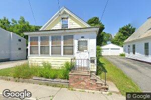 27 Franklin St, Claremont, NH 03743