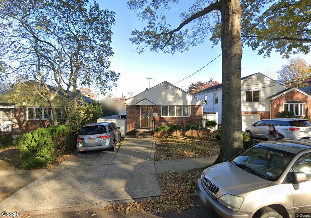 15137 28th Ave, Flushing, NY 11354 - photo 1