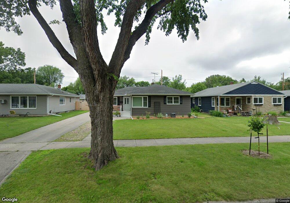 2314 8th St N, Fargo, ND 58102 - photo 1