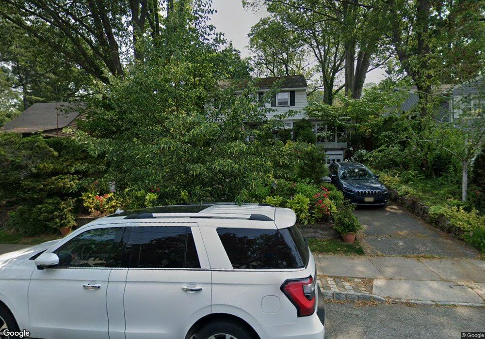 54 Sheridan Ave, West Orange, NJ 07052 - photo 1