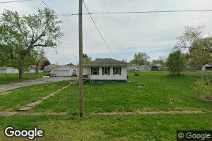 611 Mason St, Tovey, IL 62570
