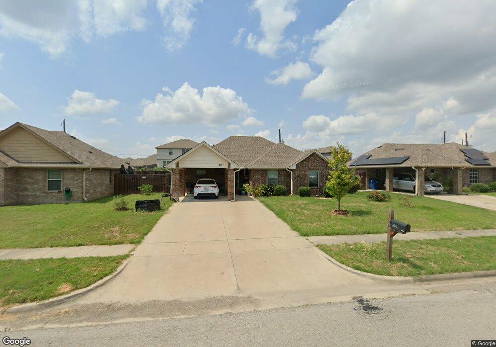 3101 S Cardinal St, Ennis, TX 75119 - photo 1