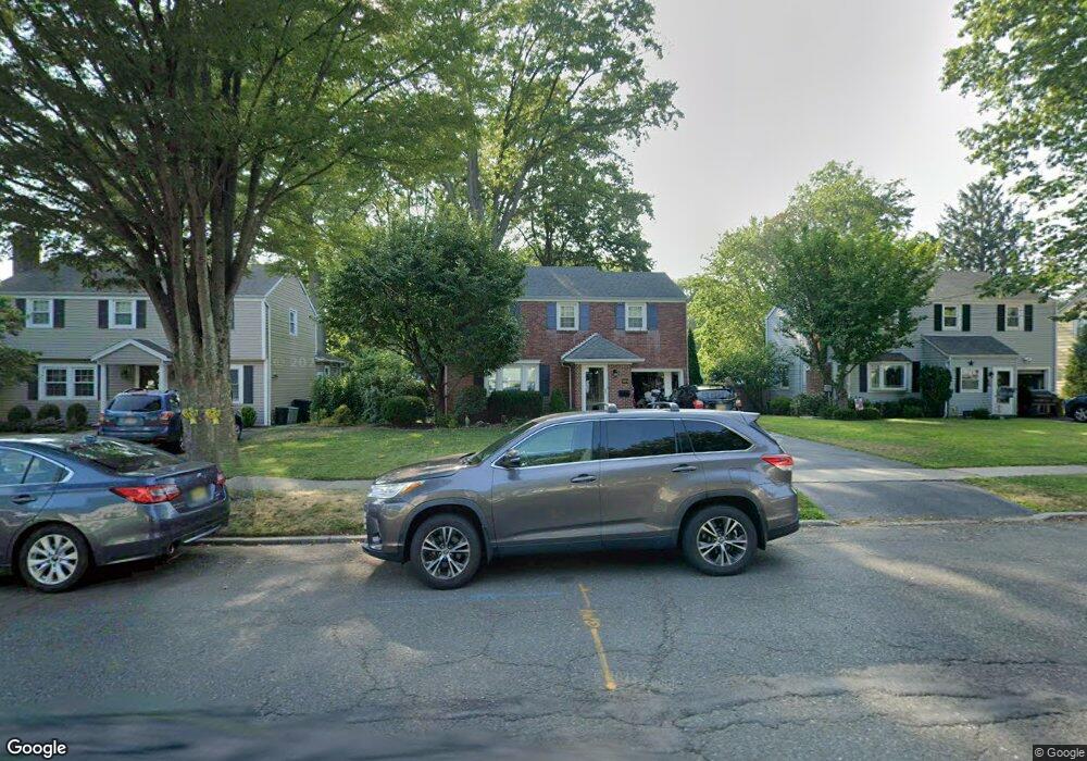 601 Bogert Rd, River Edge, NJ 07661 - photo 1